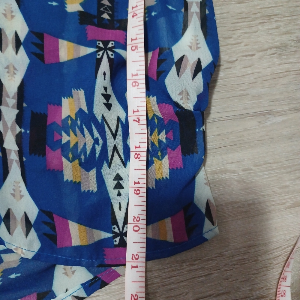 Sheer Top - Picture 4 of 7